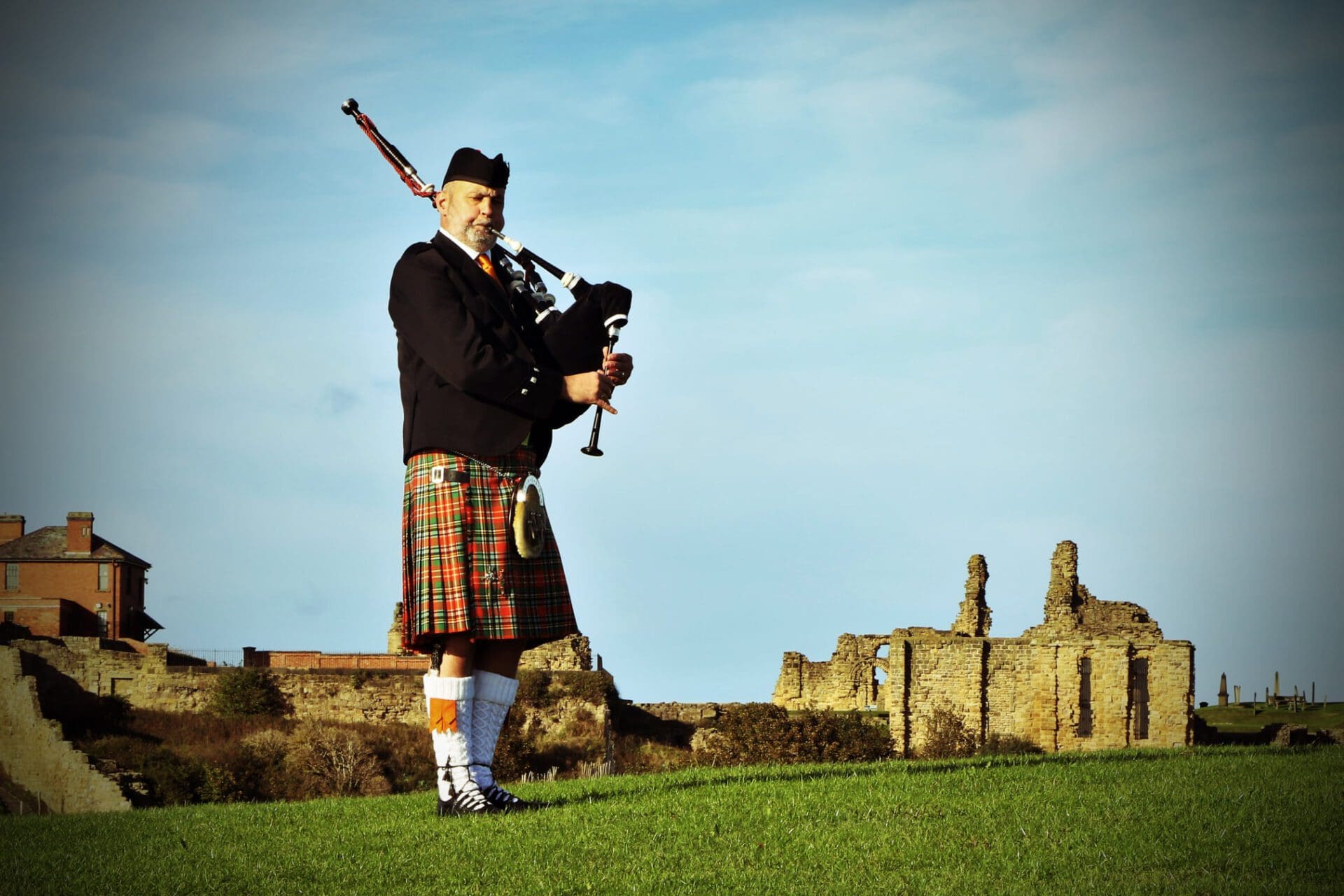 Stevie Bagpipes  The Wedding Guide UK