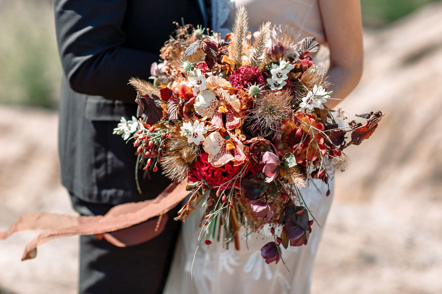 They're Back! Dried Flowers Are Trending for Weddings in 2020
